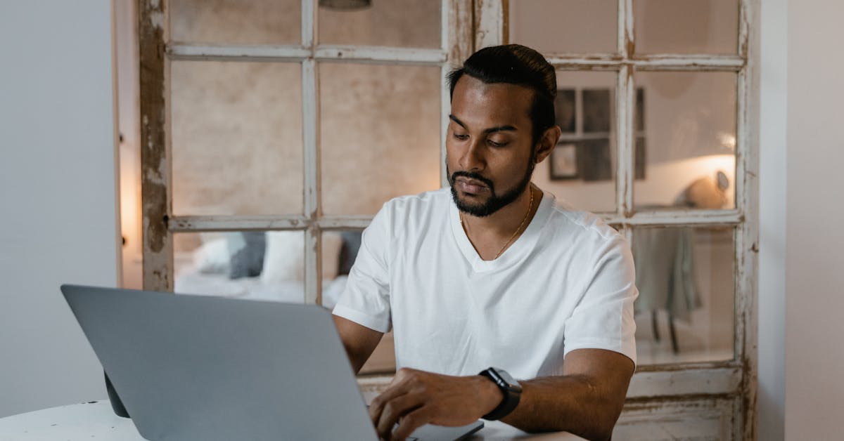 Como Comparar Taxas de Empréstimo Online sem Erro